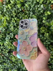 15 Pro Max Papatya Desenli Kamera Korumalı Parlak Kılıf