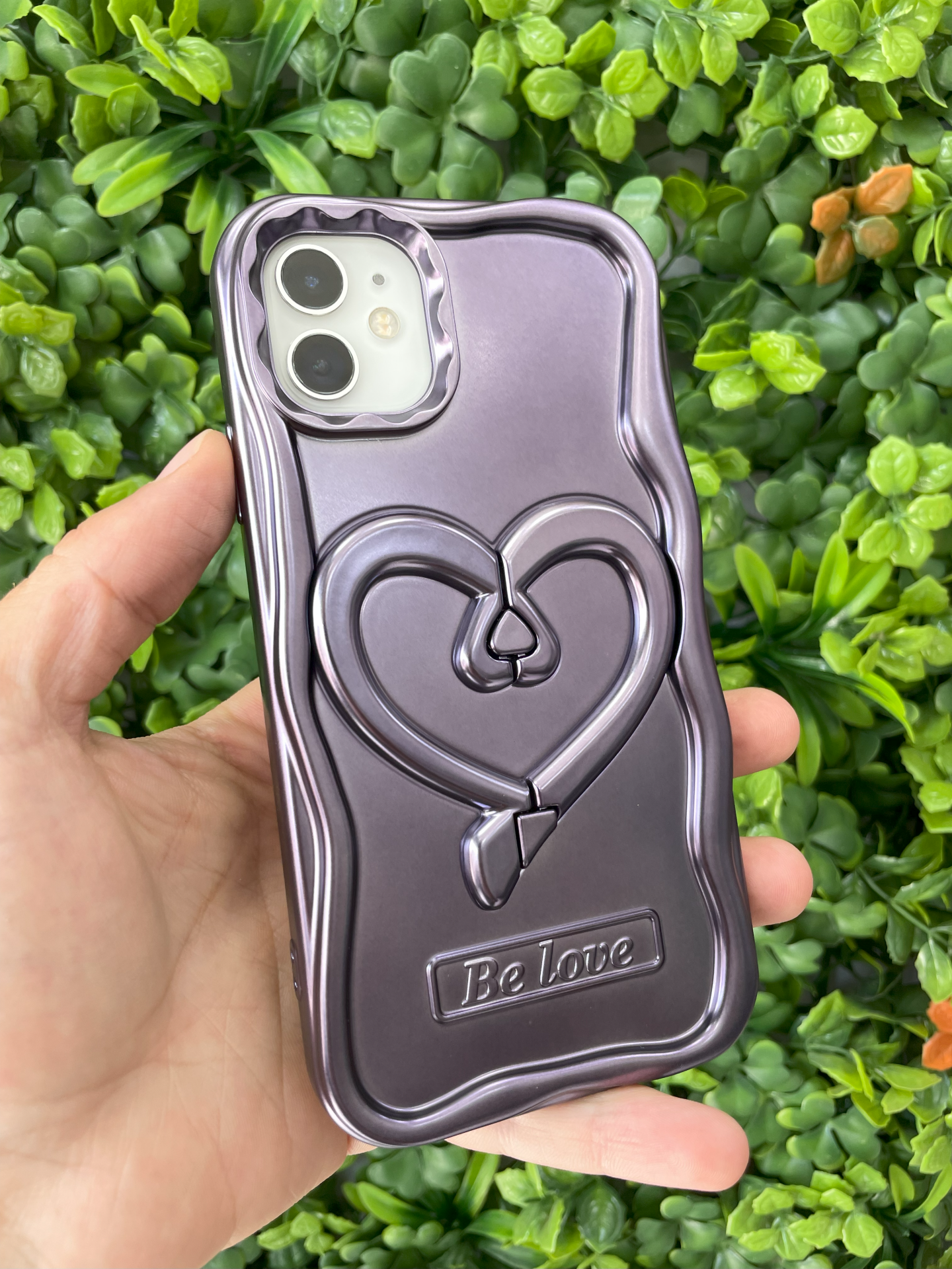iPhone 11 Yanları Yumuşak Kalp Desenli Standlı Kılıf MOR RENK