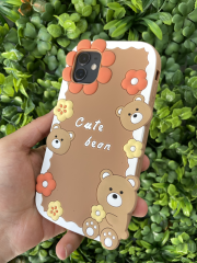 iPhone 11 Ayıcık Desenli Üstün Korumalı Kabartma 3D Kılıf