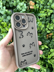 iPhone 14 Pro Max Uyumlu Yumuşak Kamera Korumalı Baskılı Kahverengi Desenli Kılıf