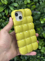 iPhone 13-14 Uyumlu 3D Dalgalı Dilimli Puf Şişkin Kamera Çıkıntılı Kılıf