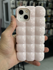 iPhone 13-14 Uyumlu 3D Dalgalı Dilimli Puf Şişkin Kamera Çıkıntılı Kılıf Toz Pembe