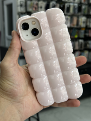 iPhone 13-14 Uyumlu 3D Dalgalı Dilimli Puf Şişkin Kamera Çıkıntılı Kılıf Toz Pembe