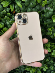 iPhone 13-14 Logolu Yumuşak Kılıf Gold Renk Kamera Korumalı