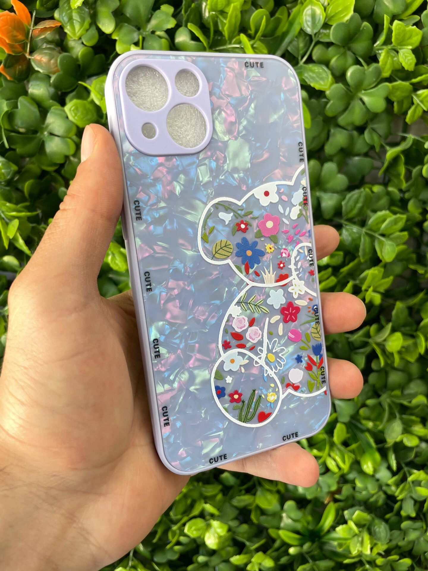 iPhone 13 Uyumlu Mor Renk Ayıcık Baskılı Arkası Desenli Yanları Yumuşak Kılıf