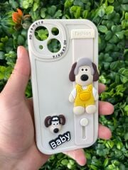 iPhone 13 - 14 Uyumlu Ayıcık Desenli 3D Kabartmalı Kılıf Beyaz