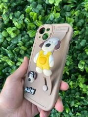 iPhone 13 - 14 Uyumlu Ayıcık Desenli 3D Kabartmalı Kılıf Kahve