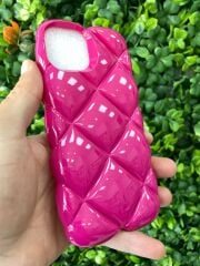 iPhone 13 - 14 Uyumlu Baklava Desen Üst Düzey Koruma Pembe Kılıf