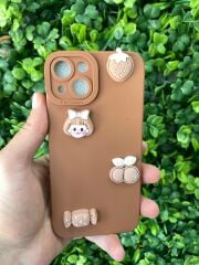 iPhone 13 - 14 Uyumlu Desenli 3D Kabartmalı Trend Kılıf Kamera Korumalı