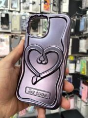 iPhone 13 - 14 Uyumlu Mor Kalp Desenli Stand Olabilen Tutamaçlı Kılıf