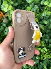 iPhone 12 Uyumlu Ayıcıklı 3D Baskılı Tutamaçlı Kılıf Kahverengi
