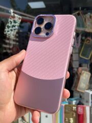 iPhone 16 Pro Max Uyumlu Pembe Üstü Karbon Desenli Kirlenmeyen Sert Mika Kapak İnce
