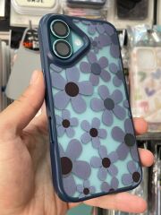 iPhone 16 Uyumlu Kenarlar Airbag Tasarımlı Üstün Koruma Papatya Desenli Kılıf Mavi
