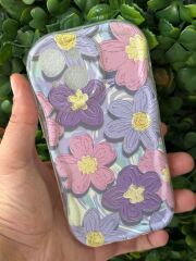 iPhone 15 Uyumlu Kamera Korumalı Yanları Slikon Çiçek Desenli Kılıf mor