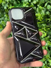 iPhone 15 Uyumlu Parlak Aynalı Şık Desenli Siyah Kılıf