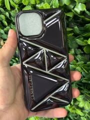 iPhone 15 Uyumlu Parlak Aynalı Şık Desenli Siyah Kılıf