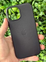 iPhone 15 Uyumlu Siyah Renk Lansman Deri Görünüm Logolu Kılıf İçi Süet