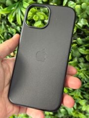 iPhone 15 Uyumlu Siyah Renk Lansman Deri Görünüm Logolu Kılıf İçi Süet