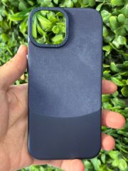 iPhone 15 Uyumlu Arkası Yarı Nubuk Kadife Desenli Sert İnce Kılıf