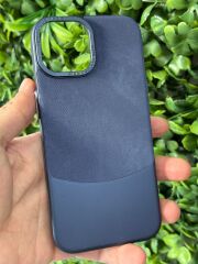 iPhone 15 Uyumlu Arkası Yarı Nubuk Kadife Desenli Sert İnce Kılıf