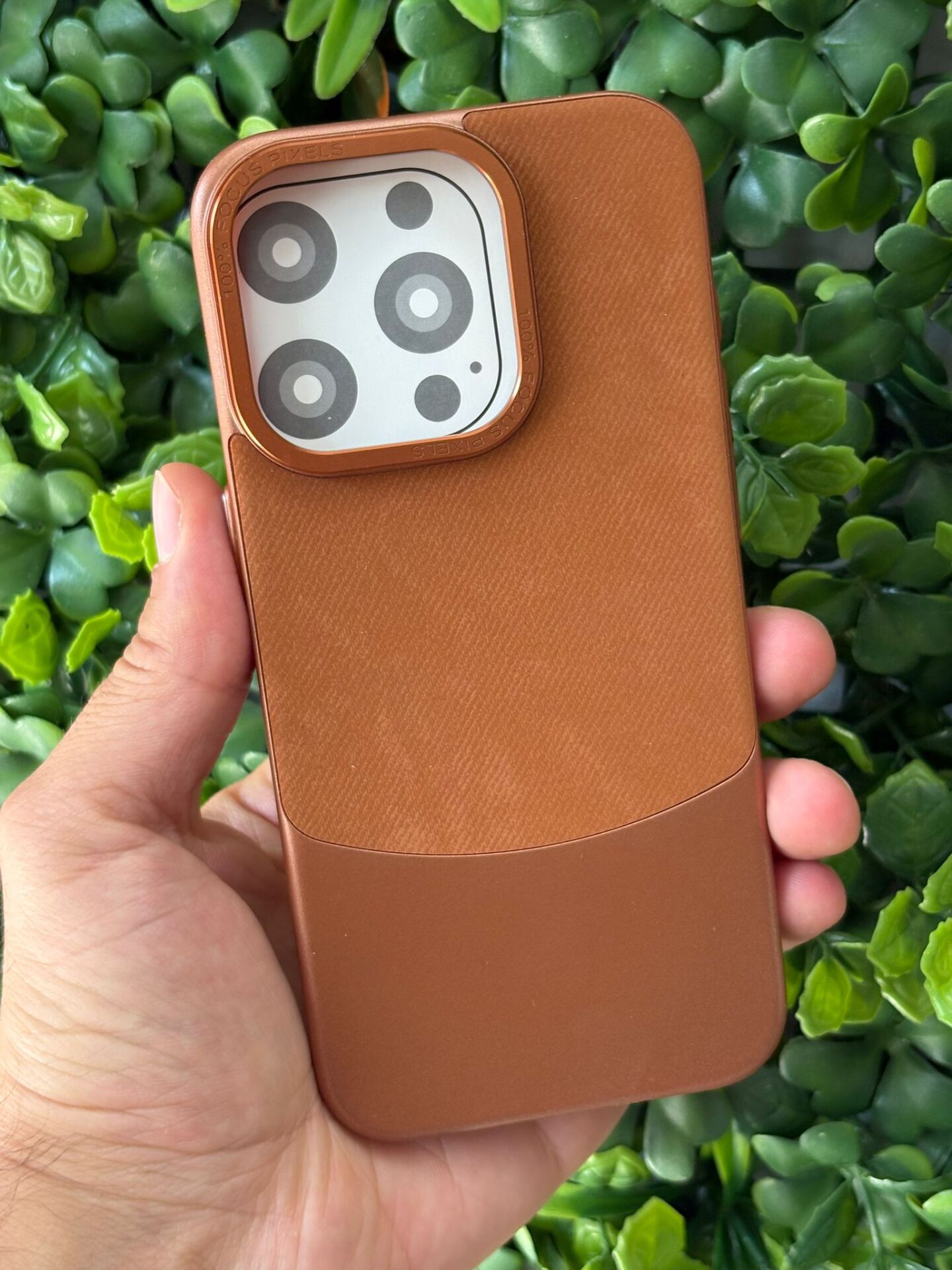 Apple iPhone 15 Pro Uyumlu Üstü Kadife Nubuk Altı Sert Kılıf