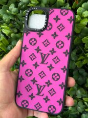 iPhone 14 Plus/ 15 Plus Uyumlu LV Yazılı Mor Renk 3D Baskılı Slikon Kılıf