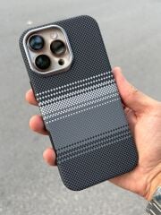 iPhone 16 Pro Max Karbon Desenli Kılıf – Gri Siyah, Kalın ve Dayanıklı