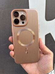 iPhone 16 Pro Max Mika Kılıf – Kahverengi, Turuncu Çizgili, Şık ve Uyumlu Tasarım