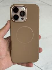 iPhone 16 Pro Max Kalın Kılıf – Çöl Titanyum Rengine Uyumlu, Magsafe Destekli, Süet İç Kaplama