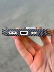 iPhone 15 Pro Max Karbon Magsafe Kılıf – Şık ve Darbeye Dayanıklı