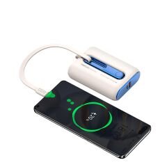 Recci RPB-P12C 9000mAh Powerbank (BEYAZ) – PD 20W Hızlı Şarj, 22.5W Çıkış, Type-C Kablolu & Askı İpli Taşınabilir Şarj Cihazı